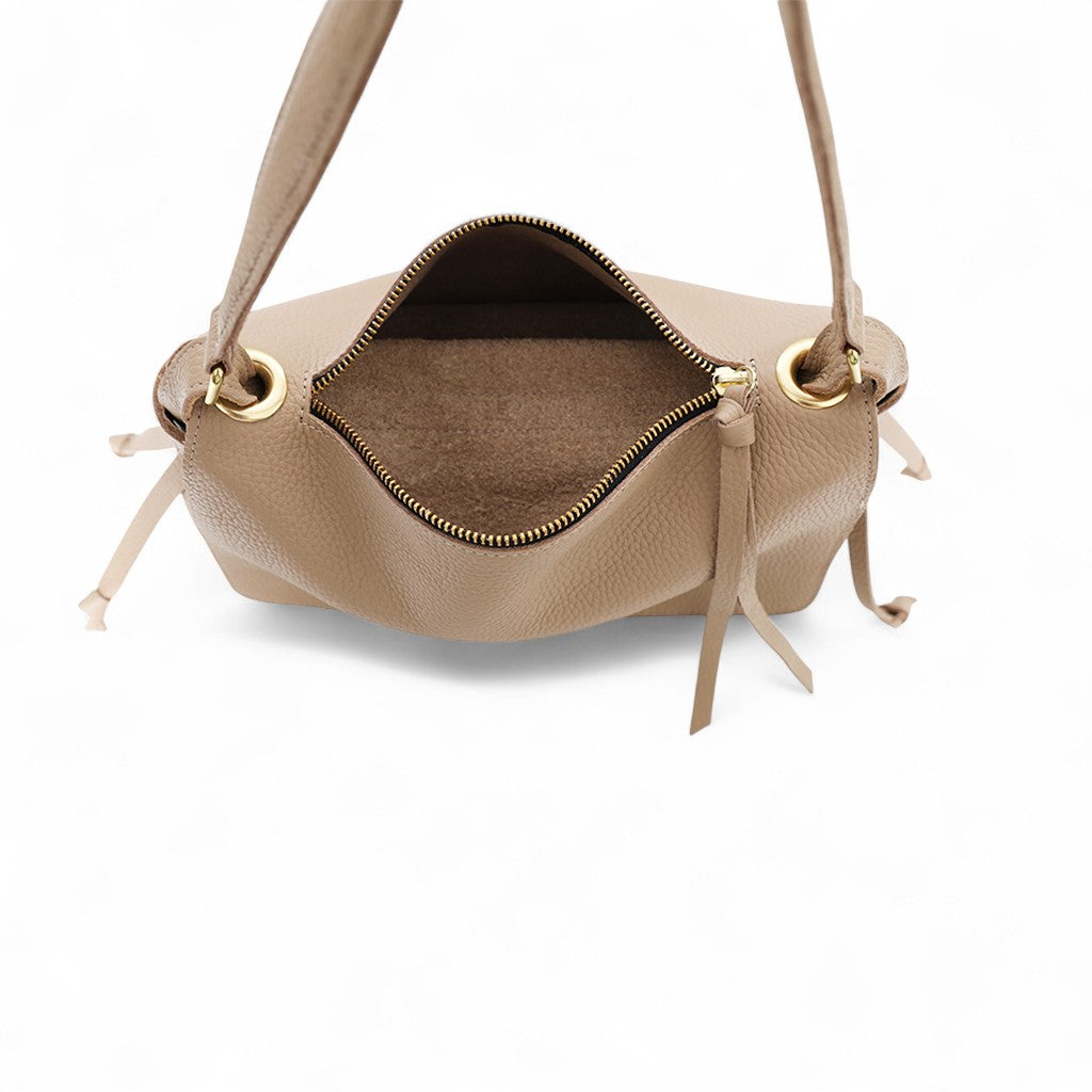 Remi Medium Slouchy Shoulder in Cappuccino Buffalo Cowhide